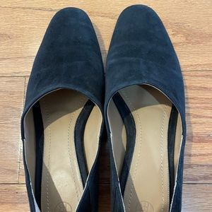 The row black suede flat size36